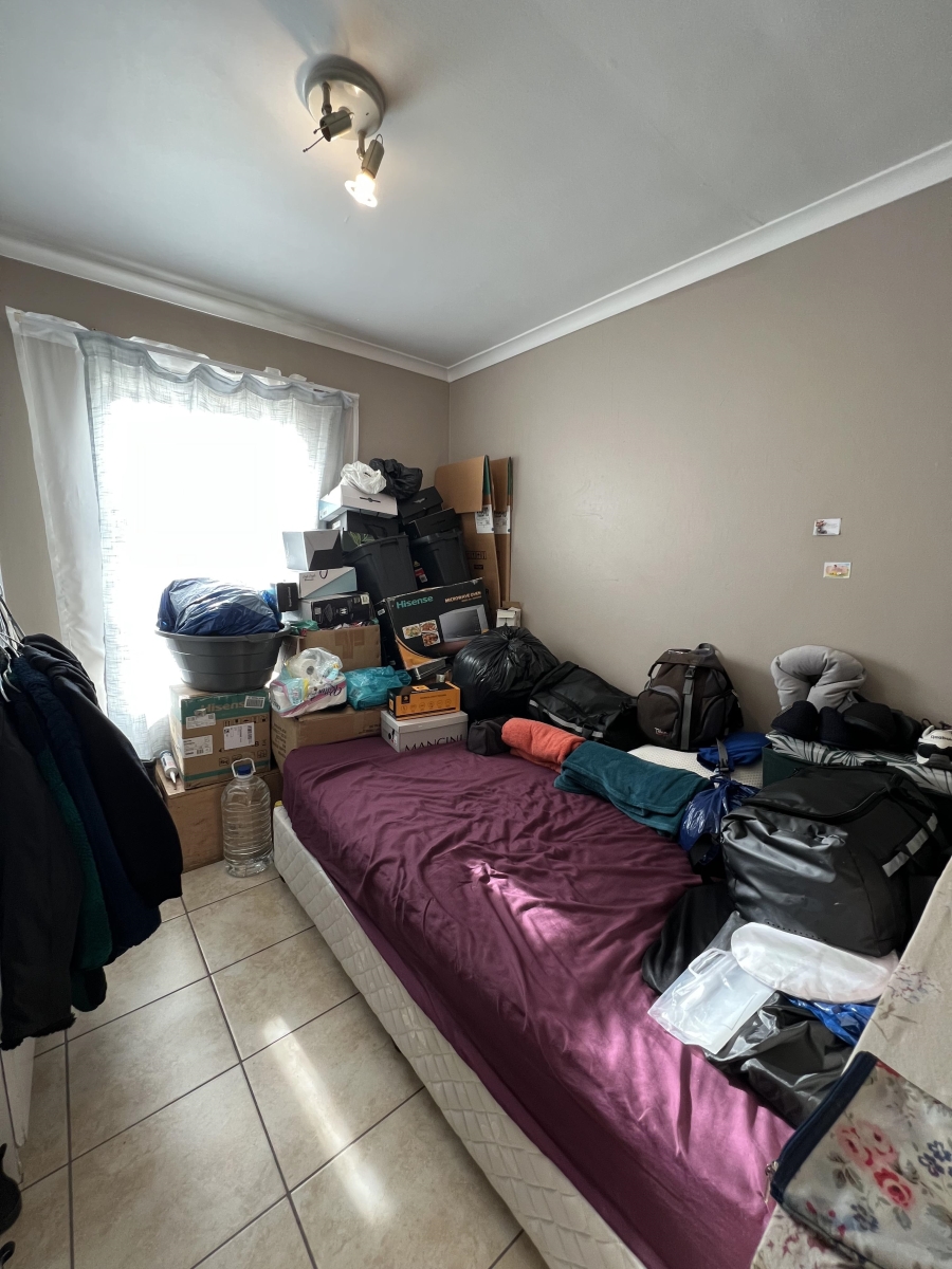 To Let 2 Bedroom Property for Rent in Sea Breeze Western Cape